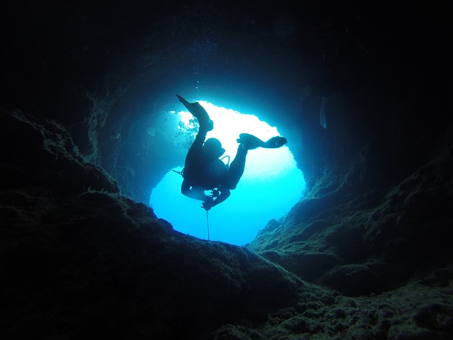 Cave diving experience